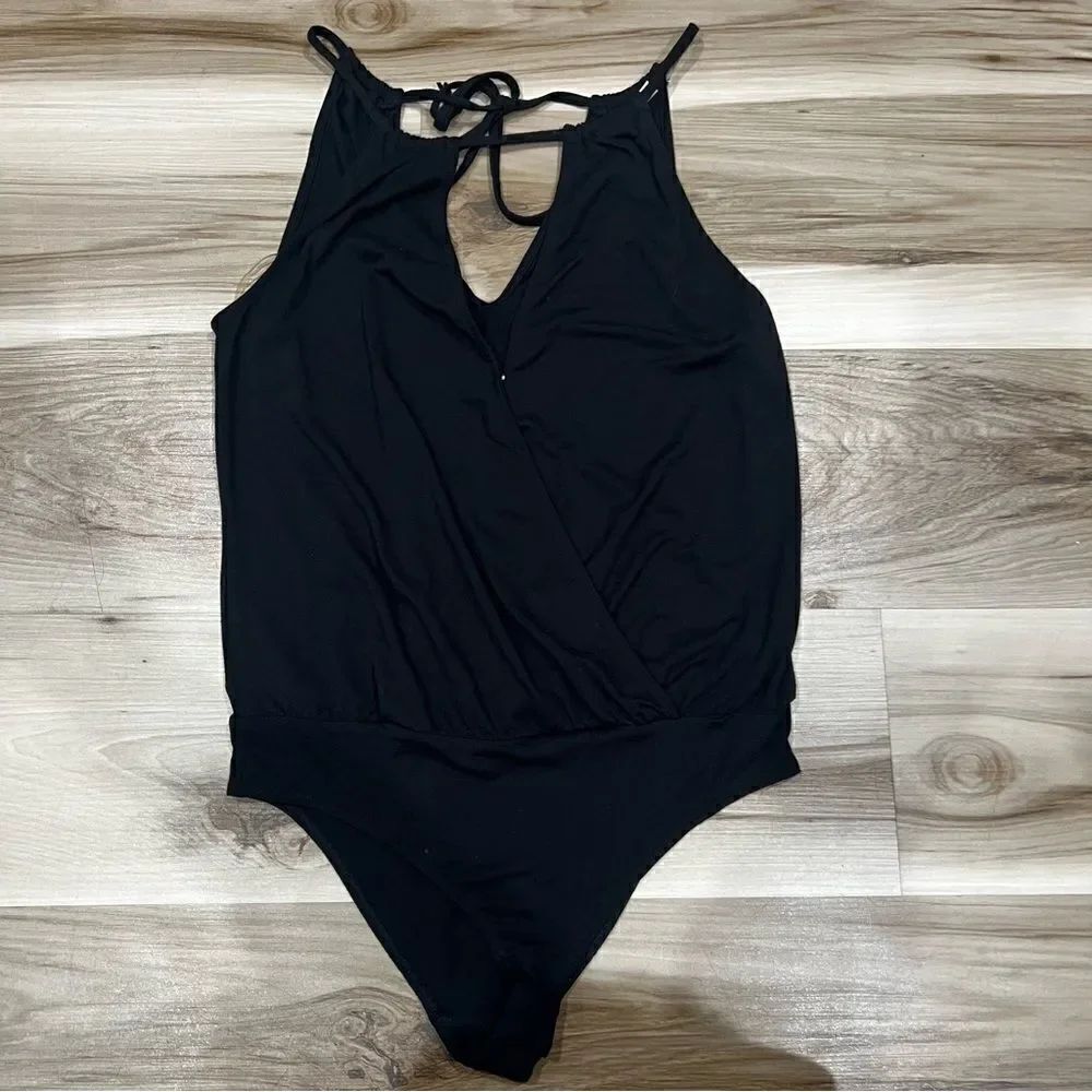 Stitch Fix Melrose & Market Black Snap Front Bodysuit Women’s XS